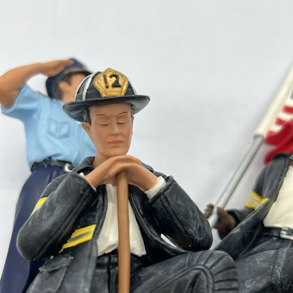 Firemen Rescue Sculpture Statue 911 Tribute  Figure "A Pocket Full of Hope" - Picture 9 of 15